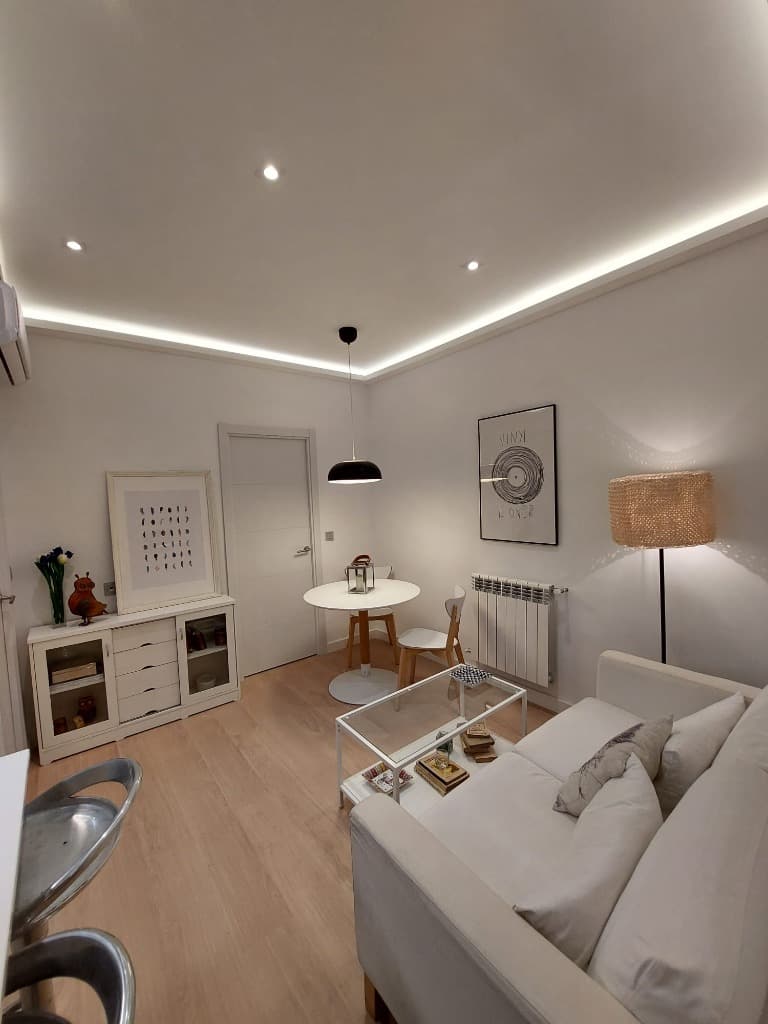 Reforma Integral Salón LED: fotografía 1 de 3